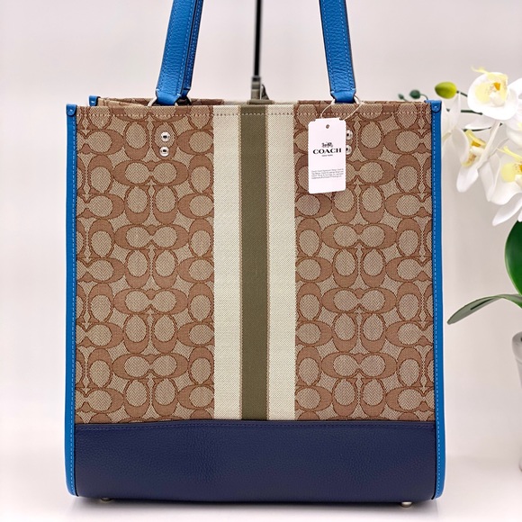 coach dempsey tote 30